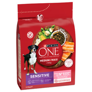 PURINA ONE Medium/Maxi Sensitive s lososem - výhodné balení: 2 x 2